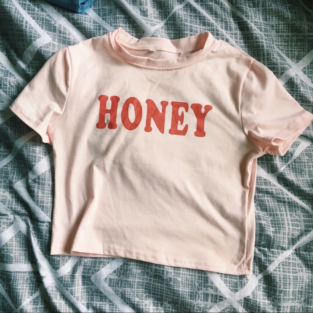 Cropped “honey” tea